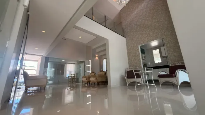 Compre mansão duplex 100% mobiliada com 4 suítes Ponta Negra - Manaus - AM