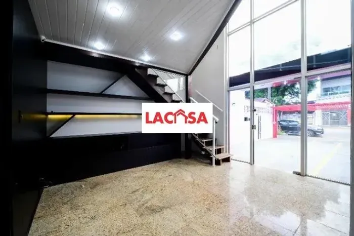 Belíssimo prédio comercial - Muito bem localizado - Ótimo para investidores