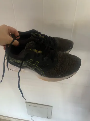 Tênis asics usado tamanho 41