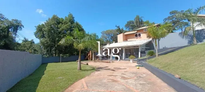 Casa com 3 quartos à venda, 360 m² por R$ 1.800.000 - Condomínio Quintas do Campo Largo -