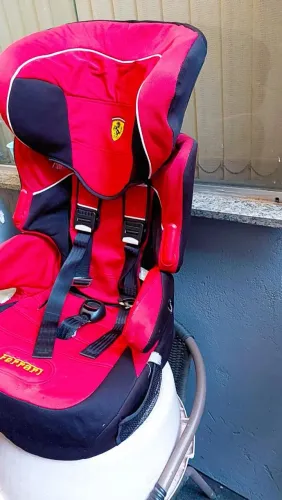 Cadeira Infantil p/ carro, até 36kg