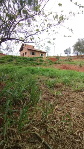 Chácara à venda em São Miguel Arcanjo-SP, Zona Rural: 2 quartos, 1 suíte, 2 salas, 2 banhe