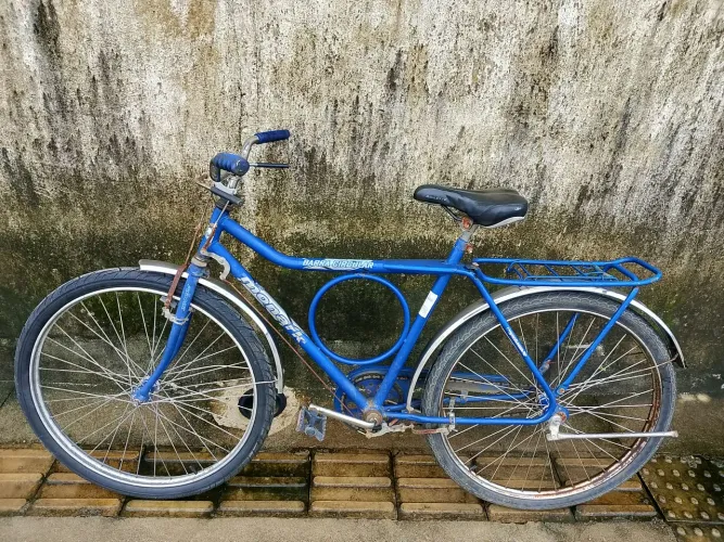 Bicicleta Monark barra circular azul 2009 (valor negociável)