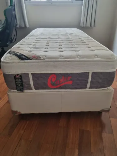 Cama Box Solteirão Castor Gold Star Light Stress (93x203) + Base - Impecável com NF
