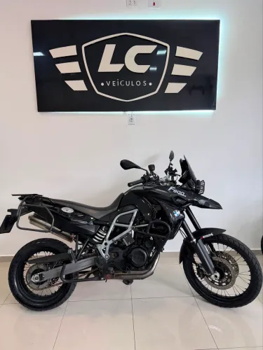 F800 ano 2012