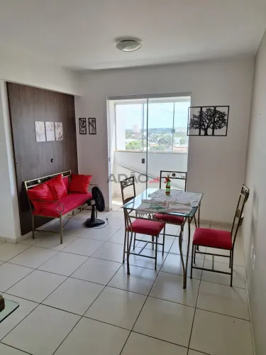 Apartamento no Negrão de Lima Apartamento com 2 Quarto(s) e 2 banheiro(s) à Venda, 62.00 p