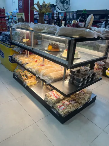 Ilha para pães e bolos
