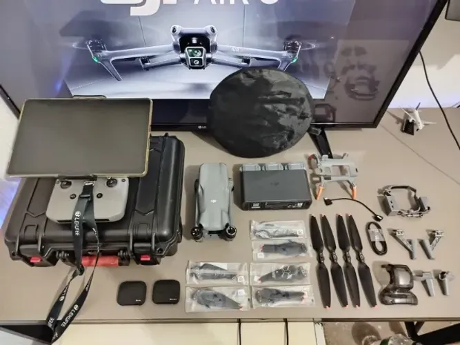 COMBO DRONE DJI AIR 3 Kit extremamente completo e praticamente novo