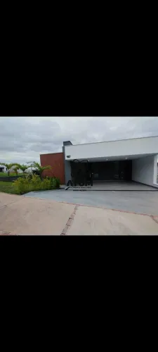 Belíssima casa térrea disponível para venda ou locação condomínio fechado
