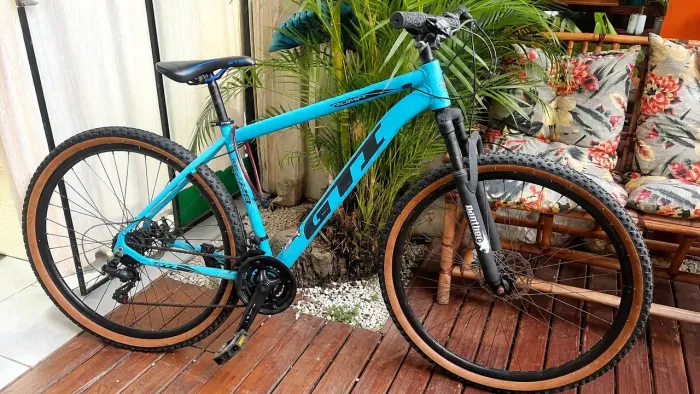 GT Aro 29 Alumínio Freio a Disco - Muito Conservada