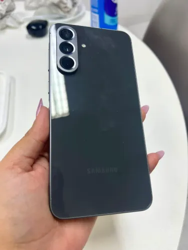 Samsung Galaxy A56 5G 256 GB/ 8 GB Tela Amoled 120hz