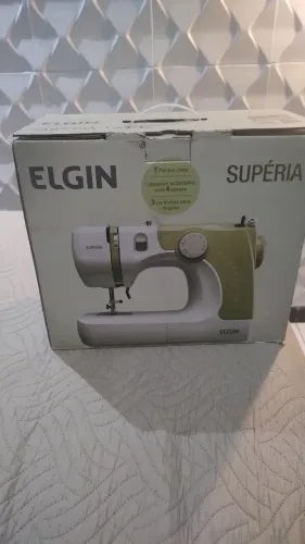Vendo uma máquina de costura nunca usada