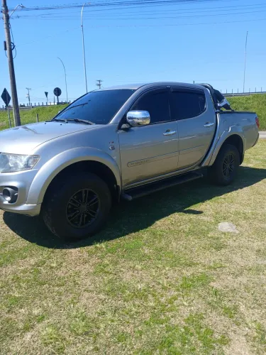 Mitsubishi L200 Triton HPE 3.2 CD TB Int.diesel AUT 2015