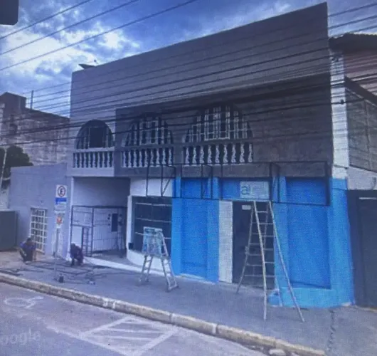 Sobrado Comercia -Espaco Amplo -BemLocalizado 142m²-3 Quartos-5 Banheiros Av MatoGrosso Cu