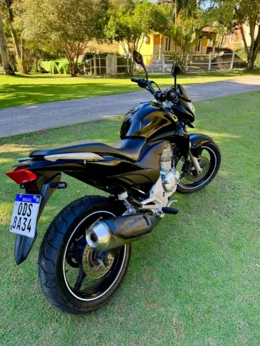 Honda CB 300R