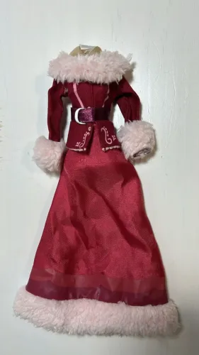 Vestido de inverno da Rapunzel para boneca tipo Barbie