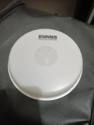 VENDO PELE DE BONGO 7 1/4