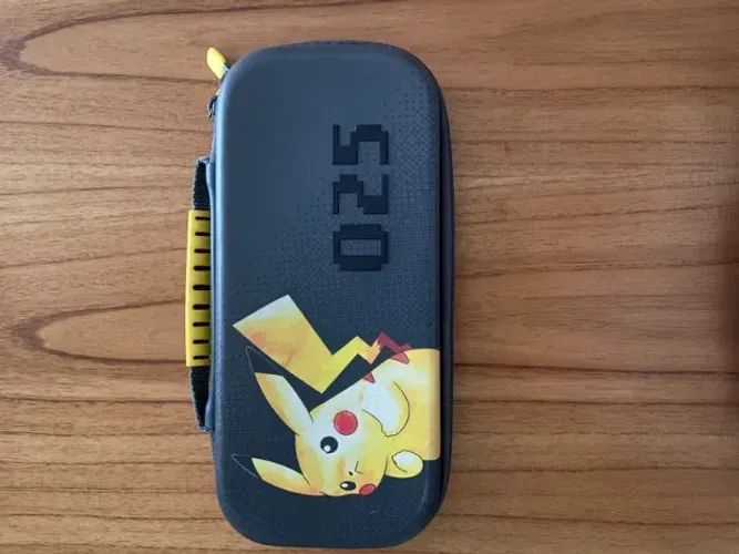 Case Pokemon comemorativa para jogos do Nitendo Switch