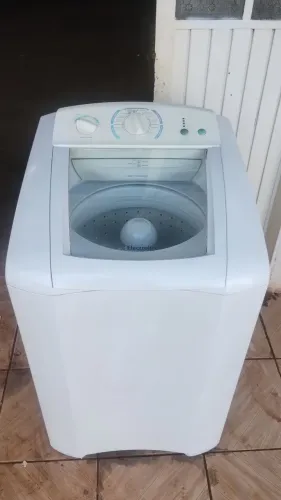 Vendo máquina de lavar modelo Eletrolux 9kg