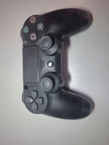 Controle ps4 com defeito