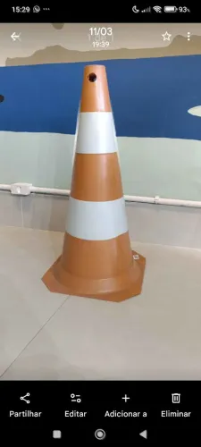 Cone para sinalização de vaga