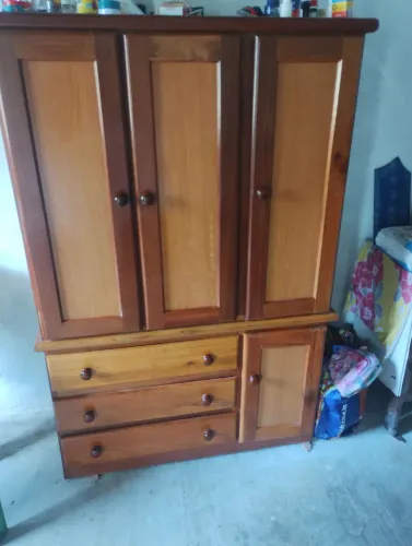 Vendo esse guarda roupa 