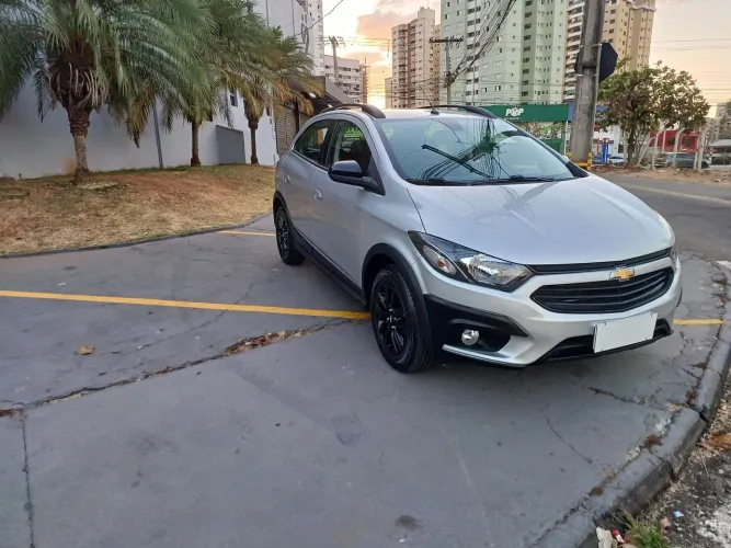 Chevrolet Onix Activ 1.4 8V Flex Aut. 4P 2019