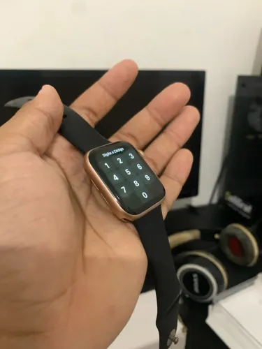 APPLE WATCH SÉRIE 4