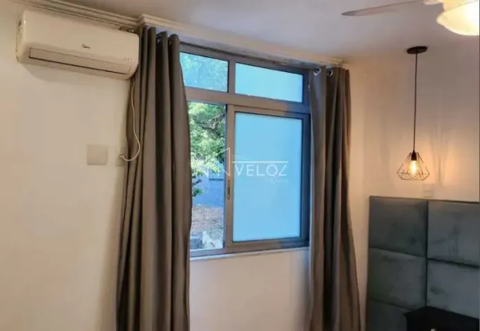 Apartamento - / Residencial / Centro