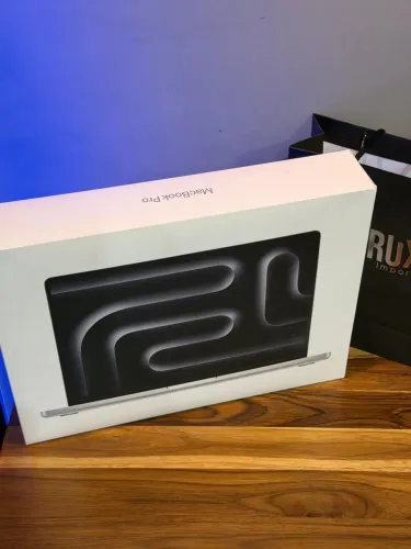 MacBook Pro M5 16GB 512GB NOVO LACRADO - 1 Ano Garantia