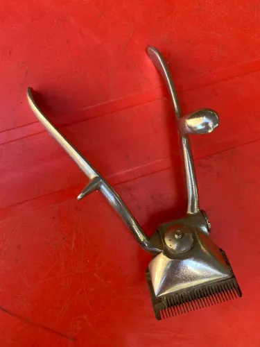 Máquina Antiga de Cortar Cabelo E.S.F. JUWEL - Solingen Alemanha - Vintage Colecionador