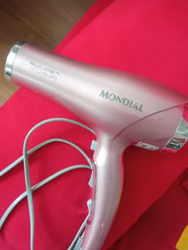 Secador mondial 220vlts