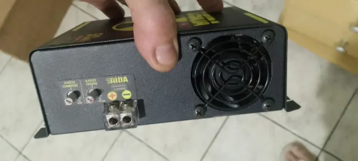 Fonte 50 amp usina novinha na caixa