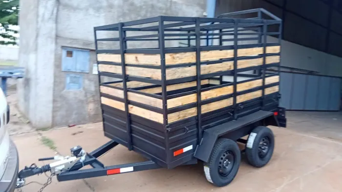 Carretinha de Reboque Boiadeiro TRUCK