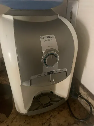 Vendo filtro de água esmaltec 