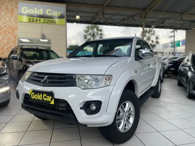 Mitsubishi L200 Triton HPE 3.2 CD TB Int.diesel AUT 2014