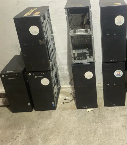 Gabinetes Usados