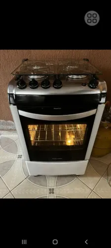 Fogão eletrolux todo limpo e higienizado automático funcionando perfeitamente tampinha