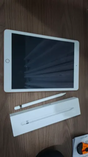 Ipad 8 + apple pencil 1