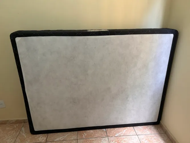 BASE DE CAMA DE CASAL