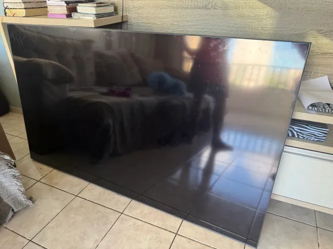 Vendo TV 70 POLEGADAS DISPLAY QUEIMADO