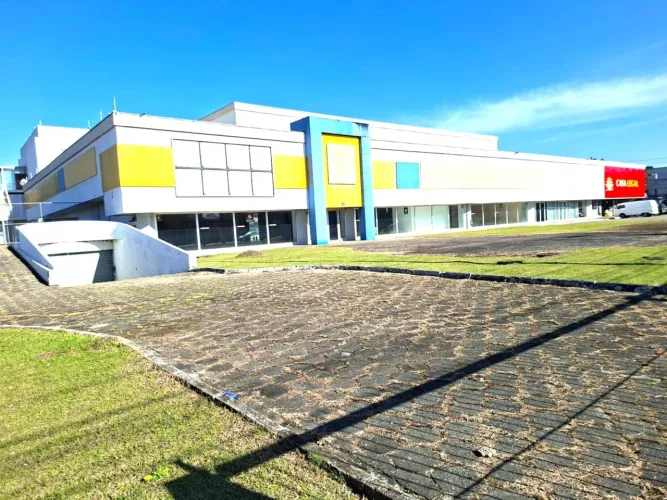 SALAS/CORPORATIVO, AO LADO TERMINAL DO BOQUEIRÃO