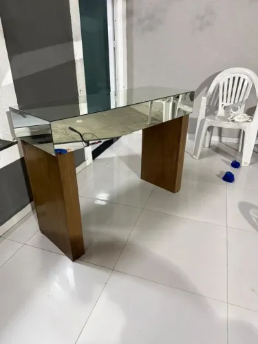Aparador espelhado para sala 