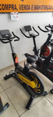 Vendo bicicleta ergométrica spinning ginástica academia musculação