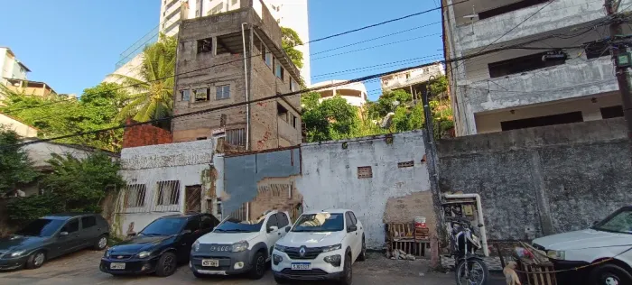tereno de 585 m² em frente a UPA de BRotas + 400 m² remanescente