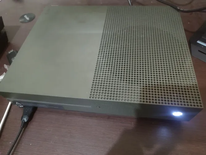 Xbox One S Especial 1 controle - Fc26 - carregador e bateria