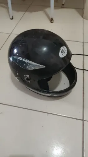Capacete
