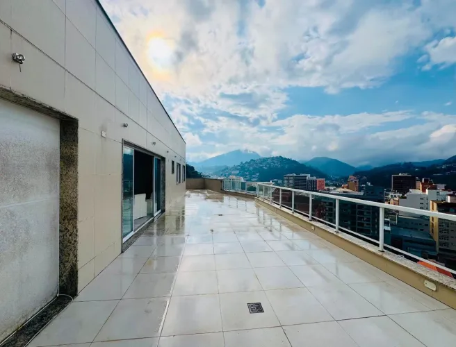 Cobertura com 3 dormitórios à venda, 193 m² por R$ 1.100.000,00 - Agriões - Teresópolis/RJ