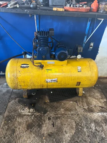  VENDO COMPRESSOR CHIAPERINi 200 litros 