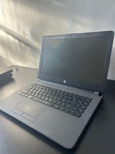Notebook HP I5 7200u 4GB 500HD